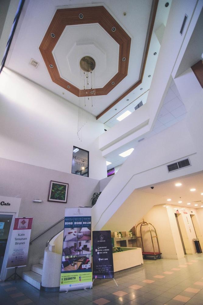 Jubilee Hotel Bandar Seri Begawan Buitenkant foto