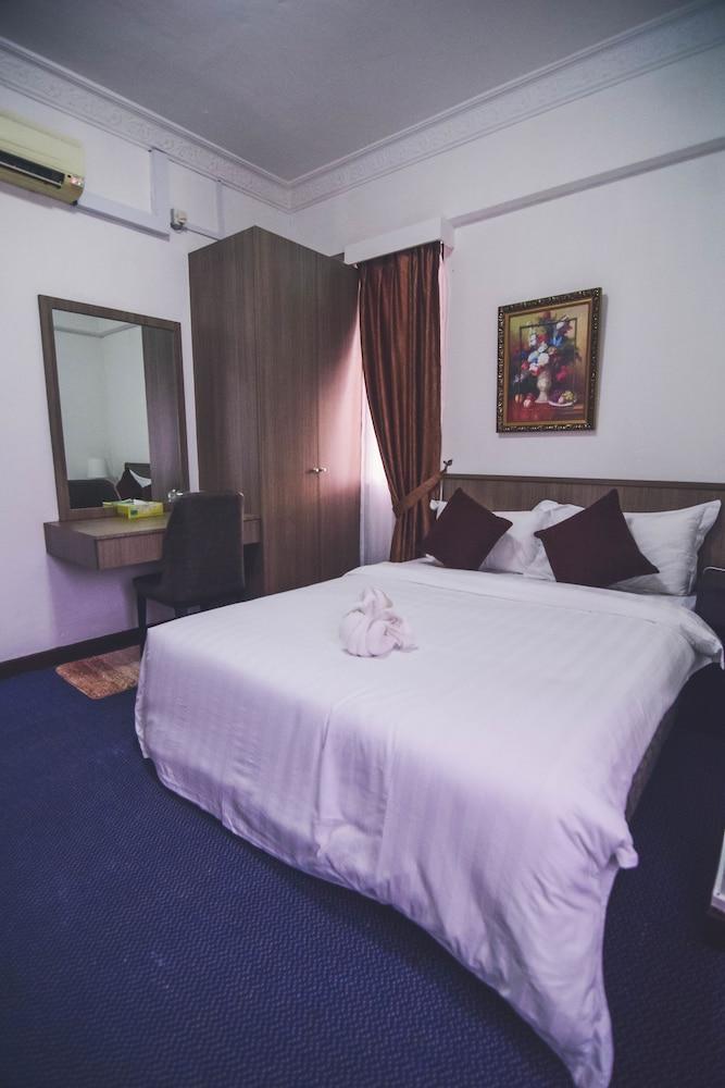 Jubilee Hotel Bandar Seri Begawan Buitenkant foto